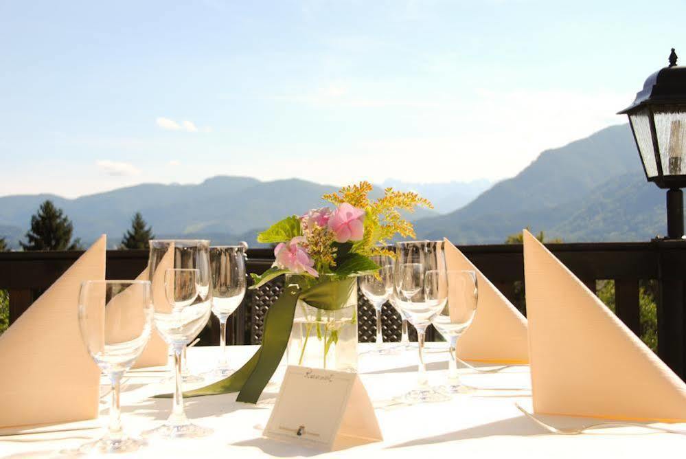 Hotel Restaurant Ferienwohnungen Alpenhof Übersee Extérieur photo